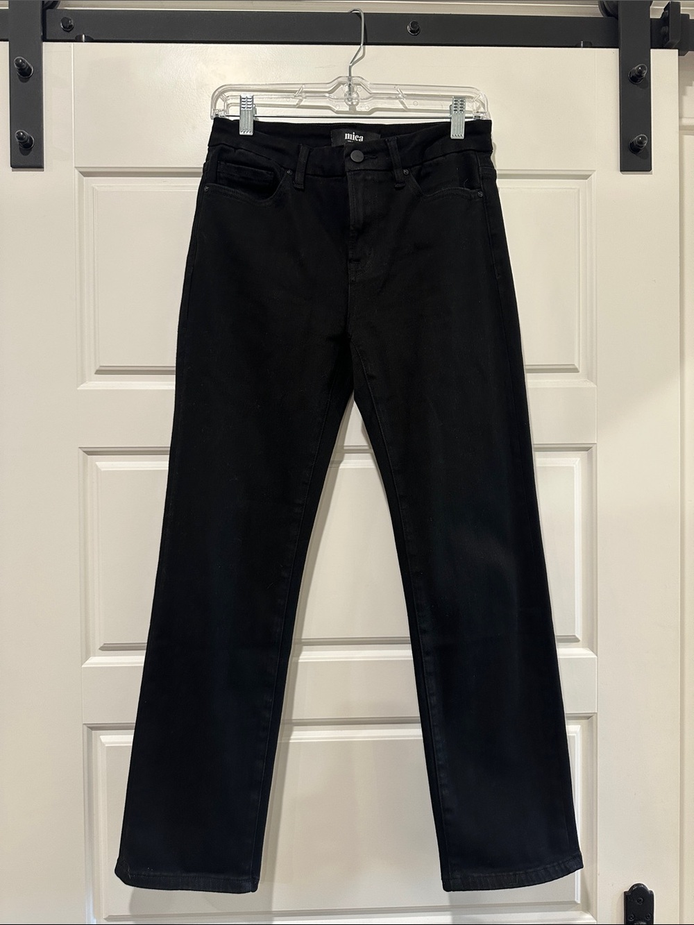 Mica Straight-Leg Women's Jeans in Black